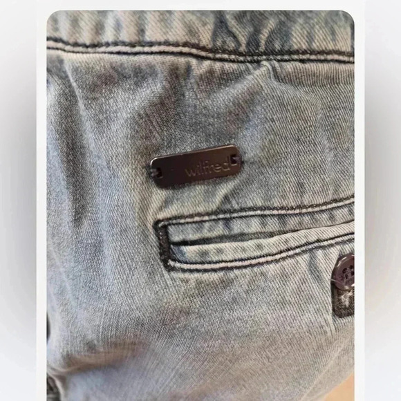 Wilfred Aritzia Lightweight Light Wash Paper Bag Waist Pants Size 4 - Picture 13 of 13